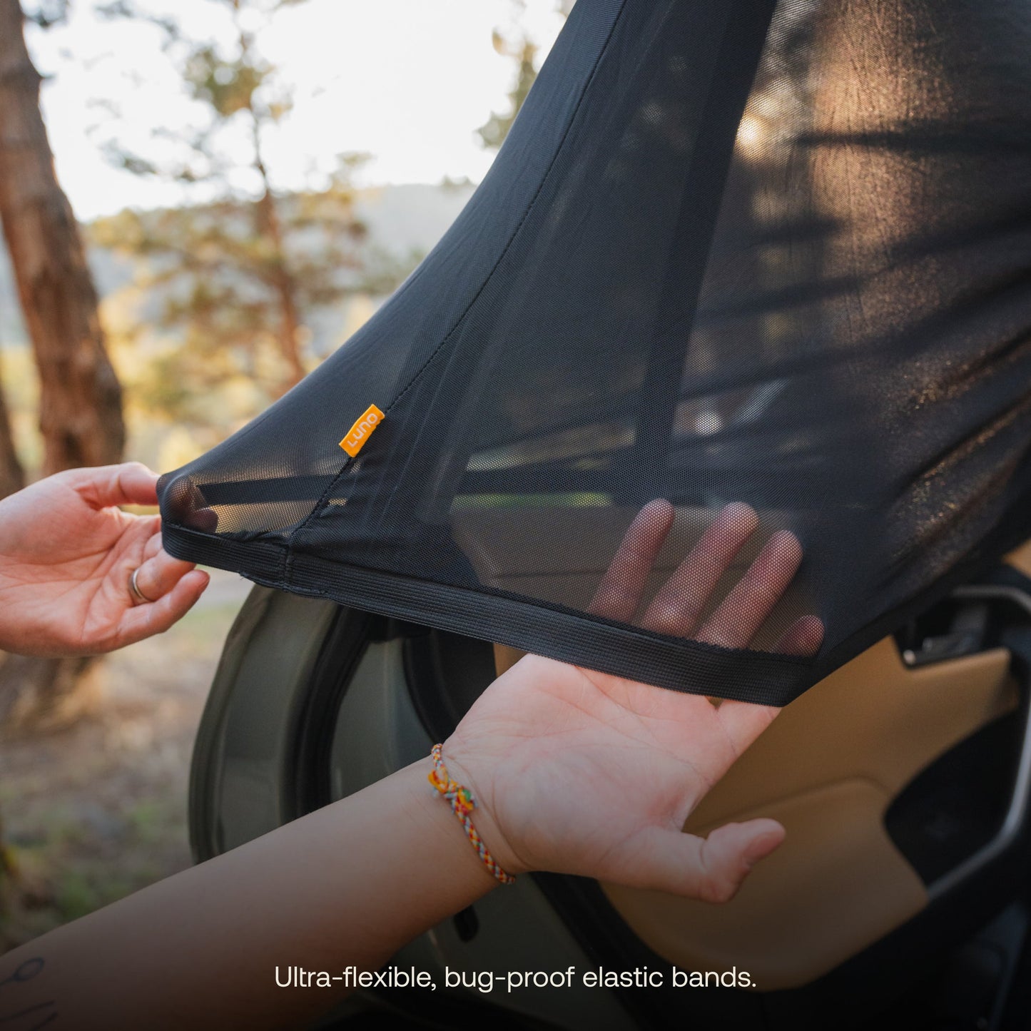 "Pare-soleil de voiture intelligent : aération + protection"